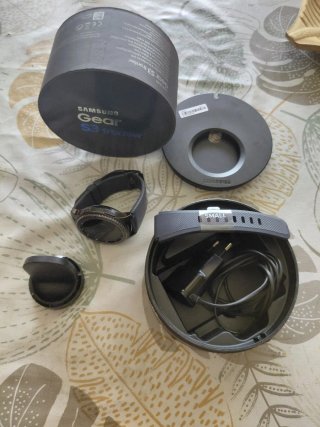 Samsung Gear S3 Frontier con Caja y Cargador