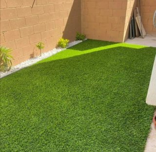 Césped artificial y Servicio de jardinería