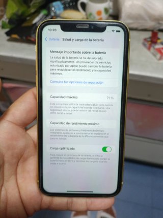 iPhone 11 64GB Oro