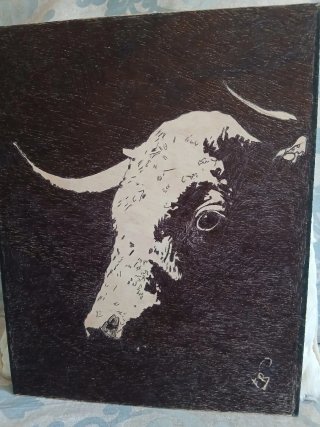 Dibujo de Toro en Blanco y Negro hecho en tinta