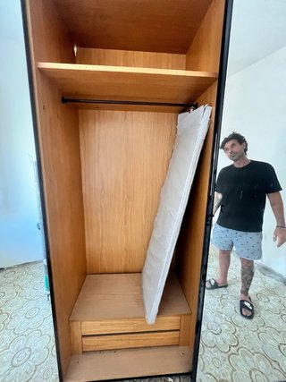 Armadio specchio ante scorrevoli
