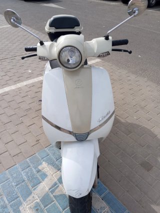 Daelim Besbi 125cc Scooter