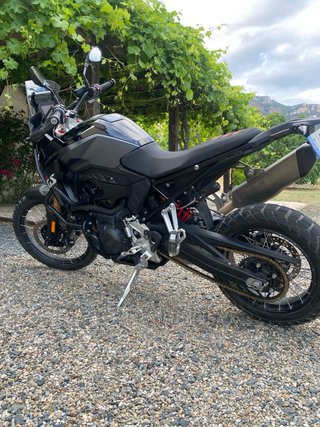 BMW F900 GS