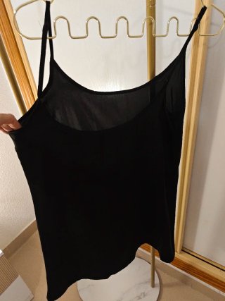 Vestido negro Guess