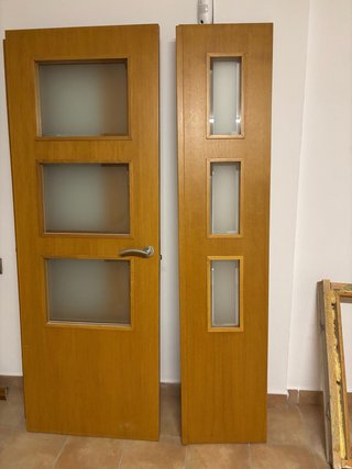 Puerta doble madera con cristal