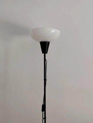 Lámpara de pie moderna