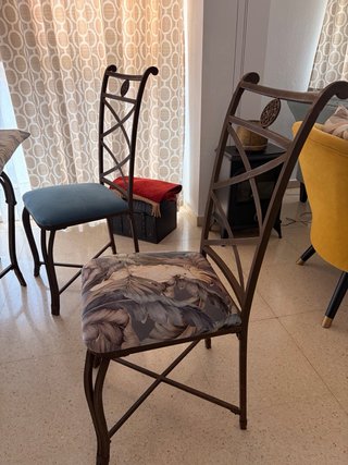 Conjunto mesa forja y cristal + 6 sillas