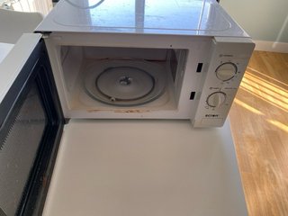 Microondas blanco