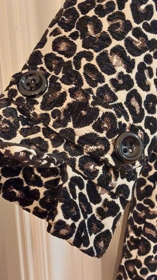 Chaqueta animal print leopardo elegante