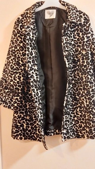 Chaqueta animal print leopardo elegante
