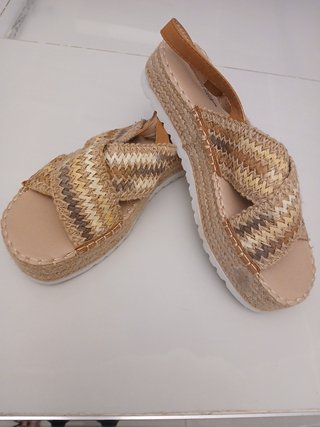Sandalias cuña esparto nuevas T. 41