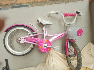 Bicicleta infantil rosa Lydia