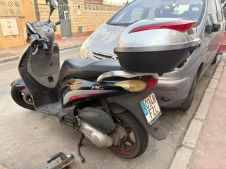 Honda PS 125 Scooter Negra/Plata