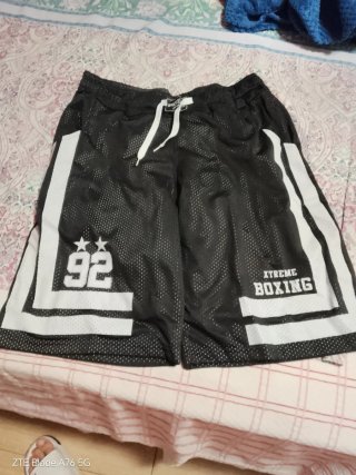 Pantaloncini da boxe neri e bianchi