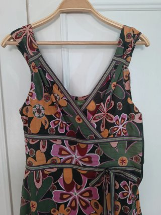 Elegante vestido Riverside