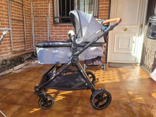 Carrito Kinderkraft Esme Pro 0-3 años