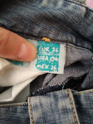 Falda vaquera Zara cargo