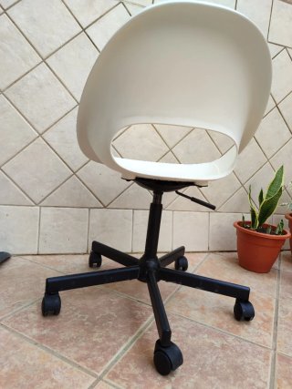 Silla escritorio Ikea blanca