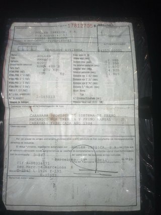 Caravana para restaurar con papeles