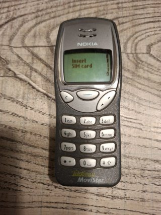TODOS POR 15€ Lote 3 teléfonos Nokia 3210 exposici