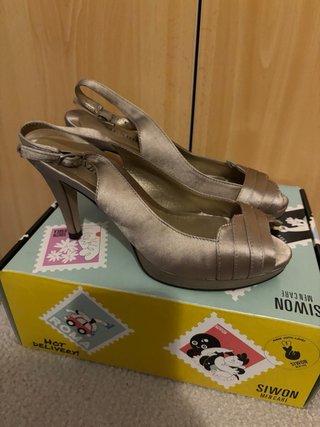 Zapatos de fiesta Menbur plateados