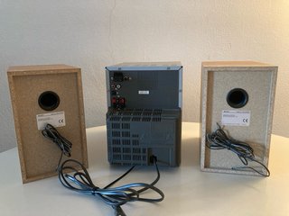 Sony Radio CD y Cassette CMT-CP20