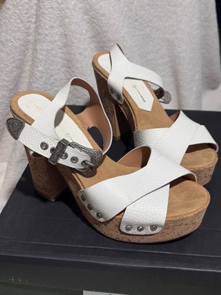 Sandalias plataforma blancas