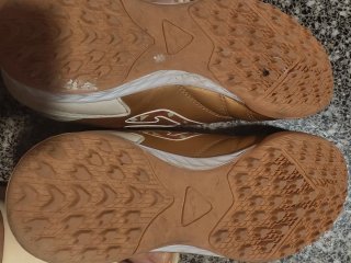 Zapatillas fútbol Joma niño doradas
