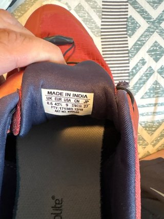 Zapatillas Salomon Montaña Rojas Talla 42