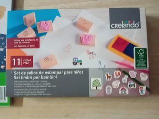 Set Sellos y Cartulinas para manualidades y Scrap
