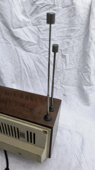 Radio Lavis Transistor 980