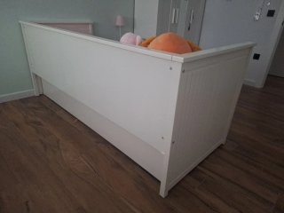 Diván Hemnes Ikea Blanco y Rosa