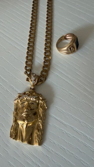 Cadena y colgante oro 14k Jesús