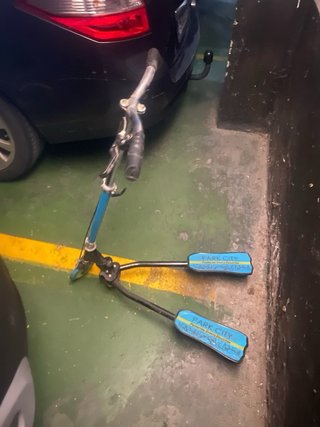 Patinete 3 ruedas con freno