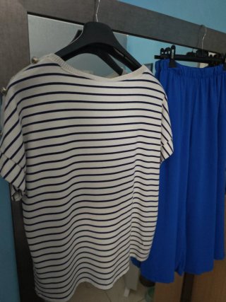 Conjunto marinero camiseta/pantalón mujer nuevo.