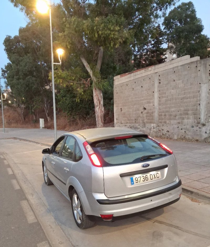 Ford Focus 2006 - foto 1
