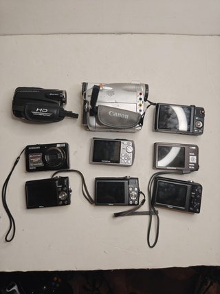 Lotto 9 fotocamere e videocamere