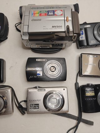 Lotto 9 fotocamere e videocamere