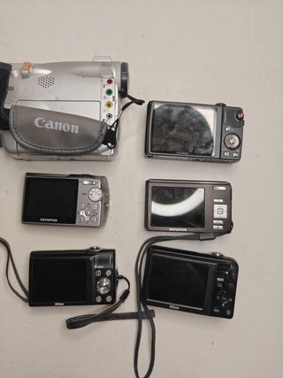 Lotto 9 fotocamere e videocamere