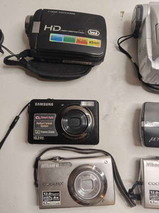 Lotto 9 fotocamere e videocamere