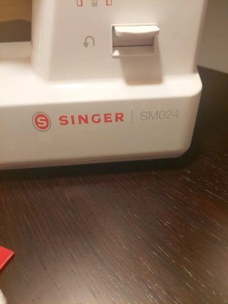Máquina de coser Singer SM24