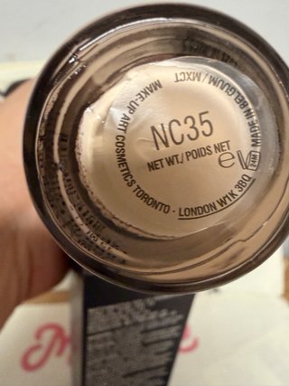 MAC Matchmaster SPF 15 Foundation Beige