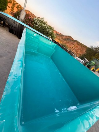 Piscina de poliéster a medida