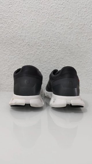 Zapatillas On Running Negras