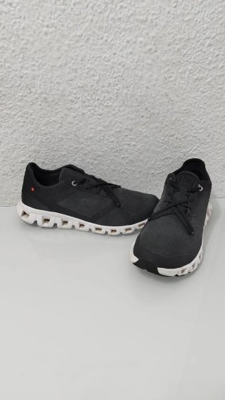 Zapatillas On Running Negras