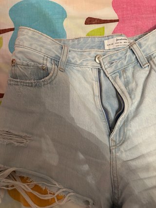 Shorts vaqueros Stradivarius rotos