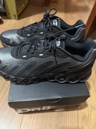 Nike DN8 Zapatillas Negras y Grises