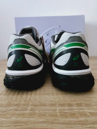 Asics terrain. Nuevas