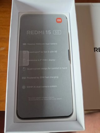 Xiaomi Redmi 15 5G - Batteria 7000mAh