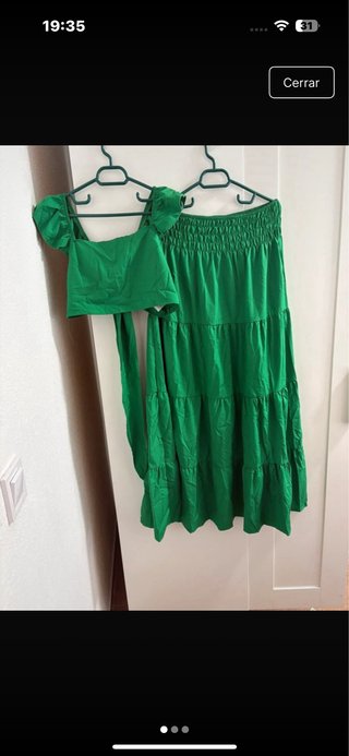 Conjunto falda y top verde